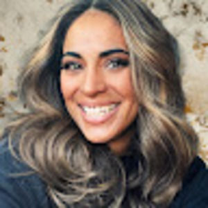 Meet your Posher, Desiree